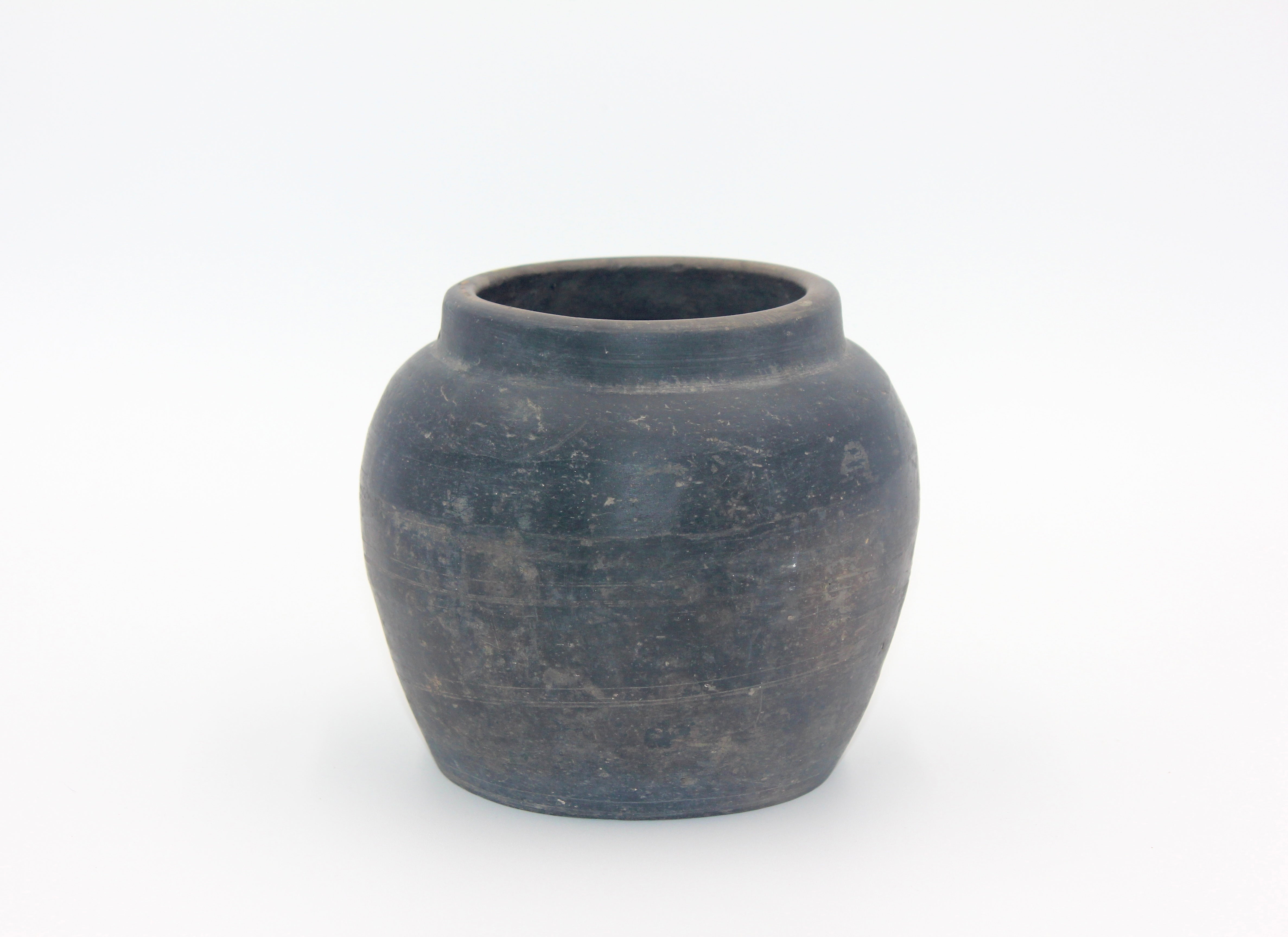 Black Clay Pot